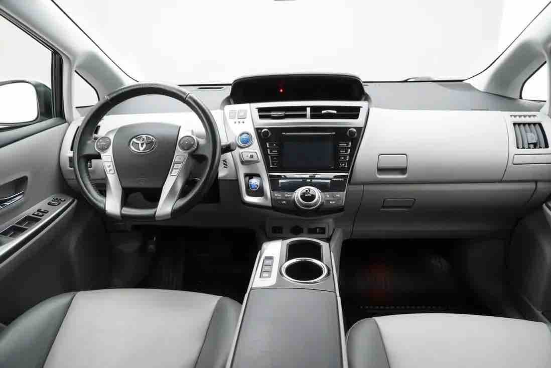 Toyota Prius + med GPS