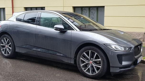 Jaguar F-Pace med Vinterdekk
