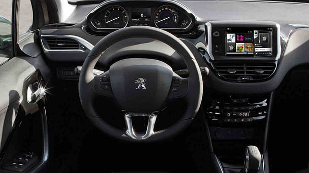 Peugeot 208 med Vinterdekk