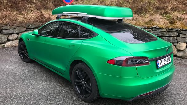 Tesla Model S med Vinterdekk