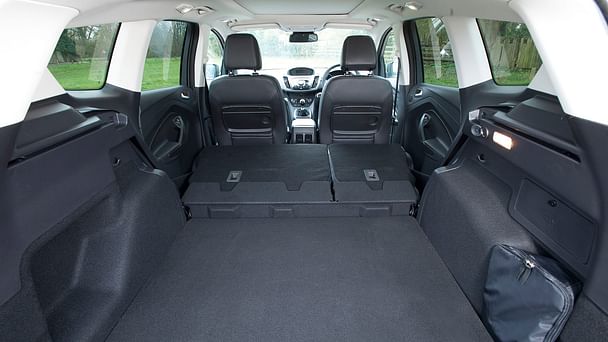 Ford Kuga med Tilhengerfeste