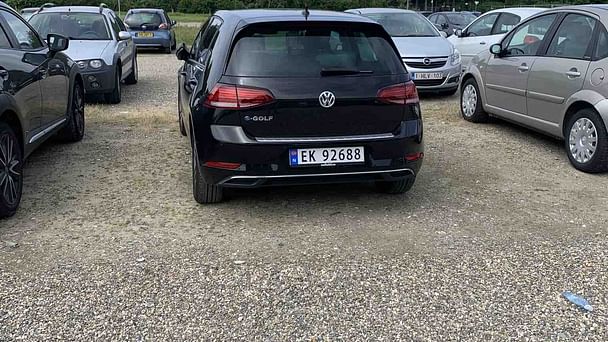 Volkswagen Golf Kombi med Vinterdekk