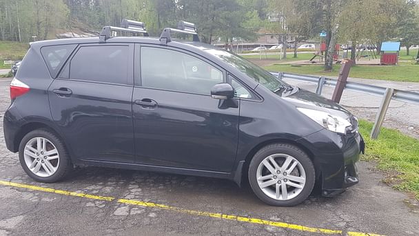 Toyota Verso-S med Vinterdekk