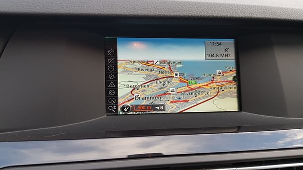 BMW M2 520 touring diesel med Vinterdekk