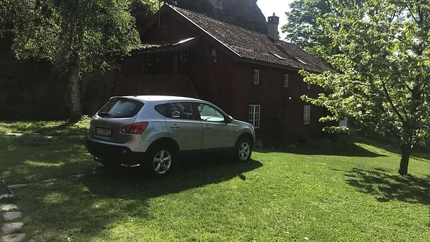 Nissan Qashqai med Lydinngang