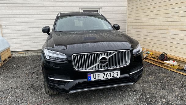 Volvo XC90 T8 R-design, 2017, Blyfri / Elektrisk (hybrid), automatisk, 7 seter