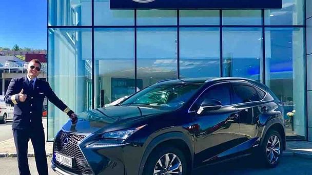 Lexus NX, 2017, Blyfri / Elektrisk (hybrid), automatisk