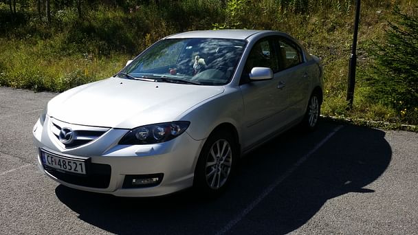 Mazda 3 med Lydinngang