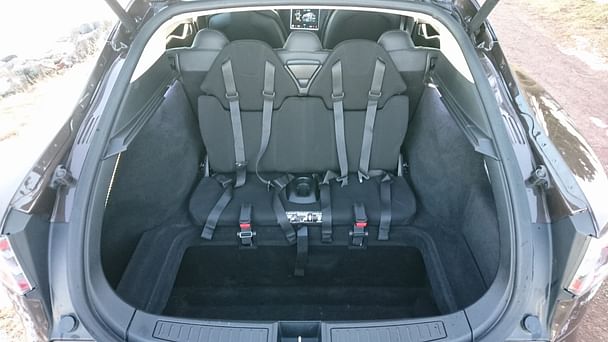 Tesla Model S med Vinterdekk