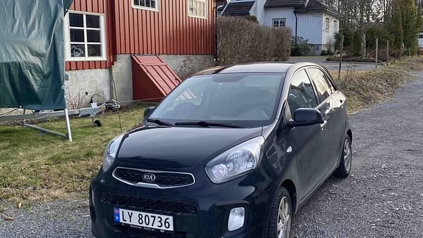 Kia Picanto med Vinterdekk