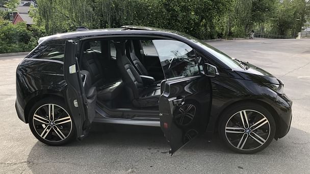 BMW i3 med Lydinngang