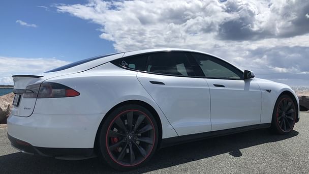 Tesla Model S, 2015, Elektrisk, automatisk