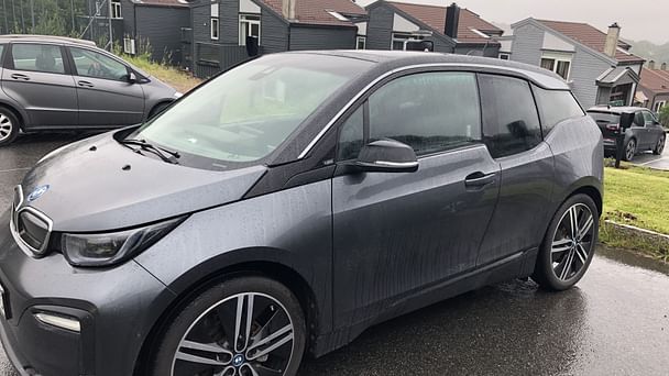BMW i3 med Lydinngang
