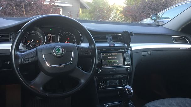 Skoda Superb Combi med Vinterdekk