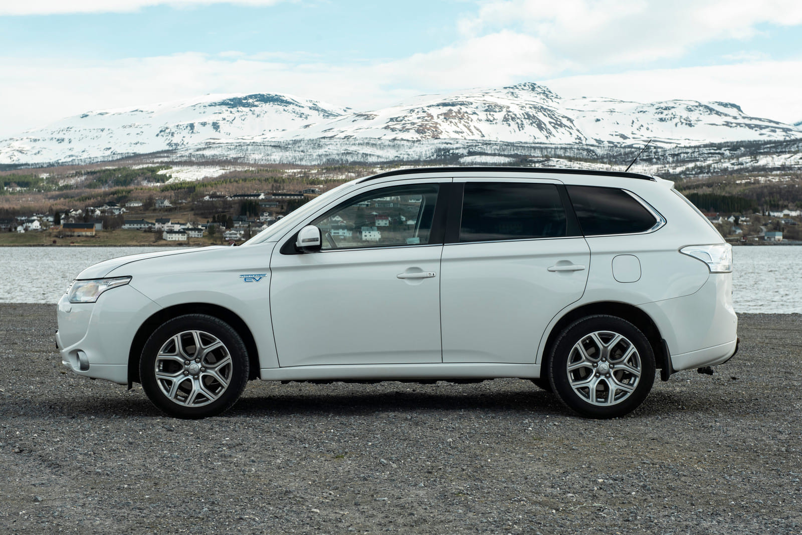Mitsubishi Outlander Hybrid met GPS