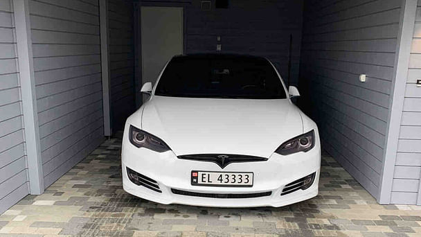 Tesla Model S, 2015, Elektrisk, automatisk