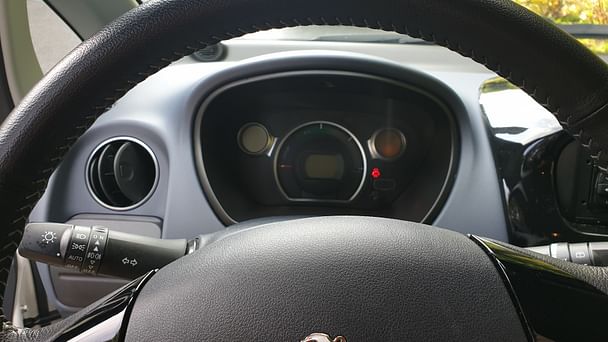 Peugeot iOn