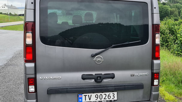 Opel Vivaro med Cruisekontroll