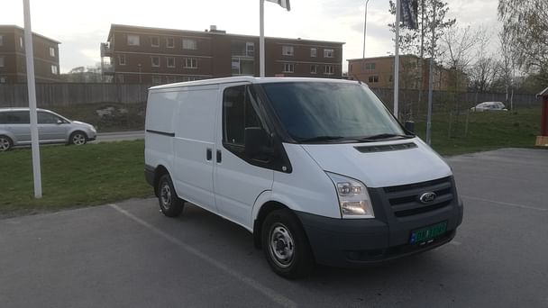 Ford Transit Connect med Lydinngang