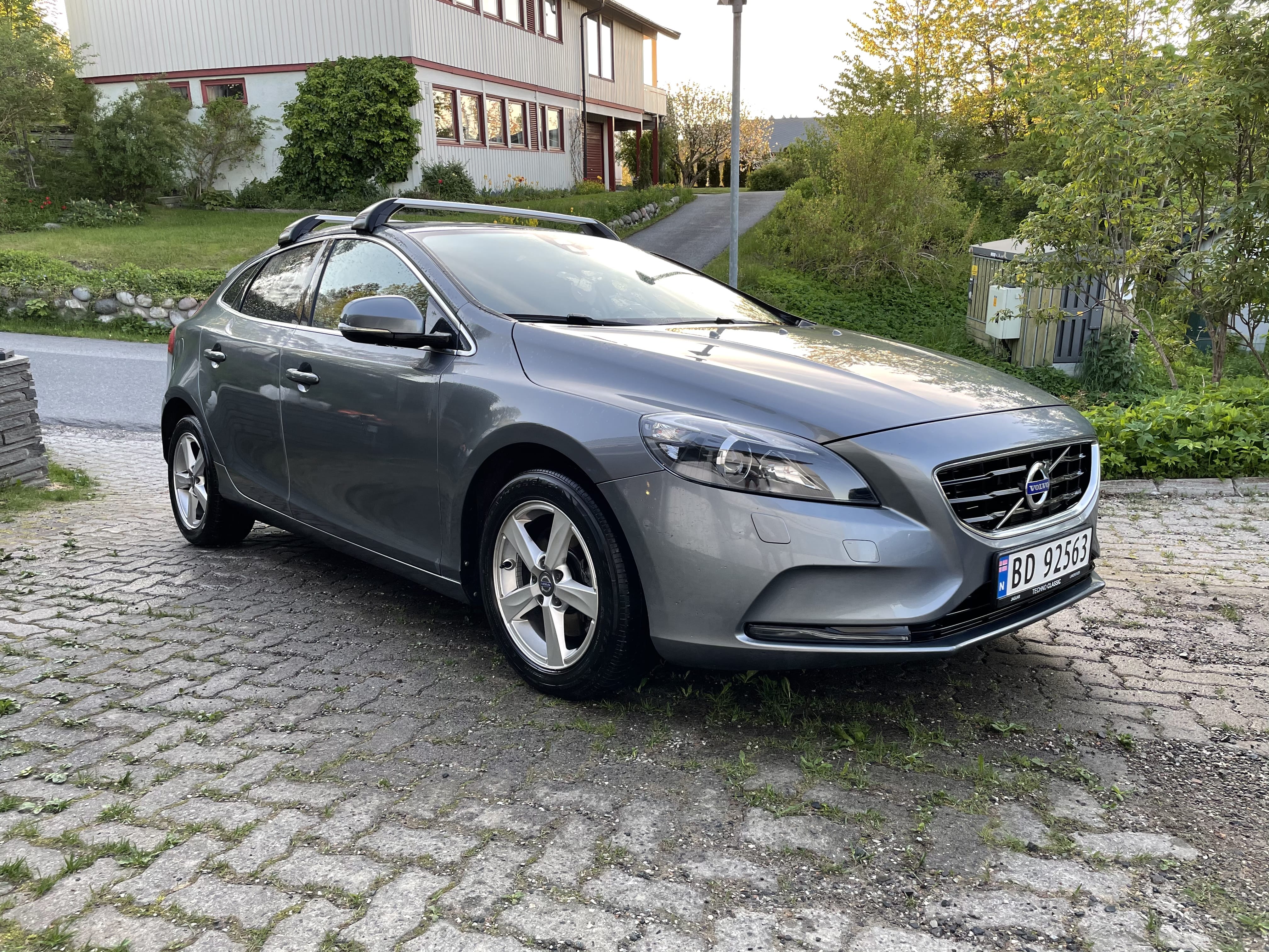 Volvo V40, 2015, Diesel, automatisk