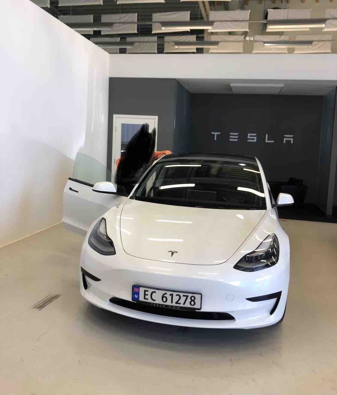 Tesla Model 3, 2021, Elektrisk, automatisk