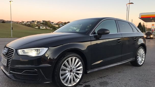 Audi A3 Sportback, 2015, Blyfri / Elektrisk (hybrid), automatisk