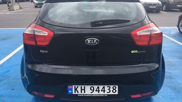 Kia Rio med Lydinngang