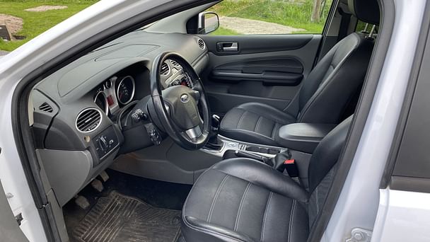 Ford Focus Business med Lydinngang
