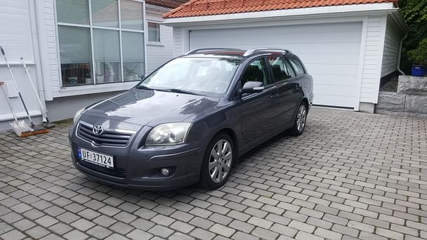Toyota Avensis SW