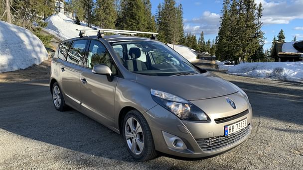 Renault Scénic med Vinterdekk