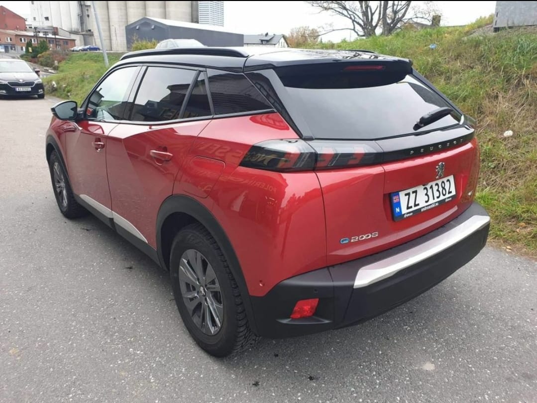 Peugeot 2008 med Aircondition