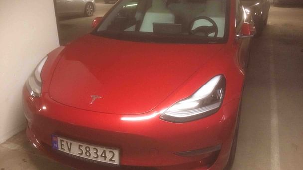 Tesla Model 3, 2019, Elektrisk, automatisk