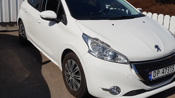 Peugeot 208, 2014, Bensin