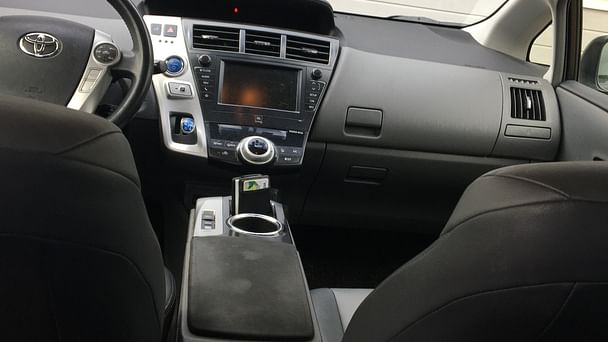 Toyota Prius +