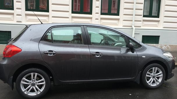 Toyota Auris med Vinterdekk