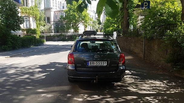 Toyota Avensis SW med GPS