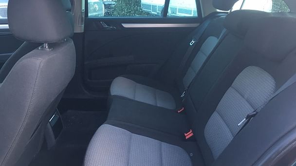 Skoda Superb Combi med Skistativ
