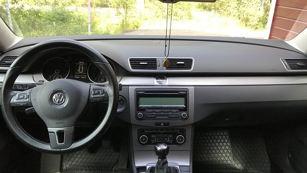 Volkswagen Passat Kombi med Vinterdekk