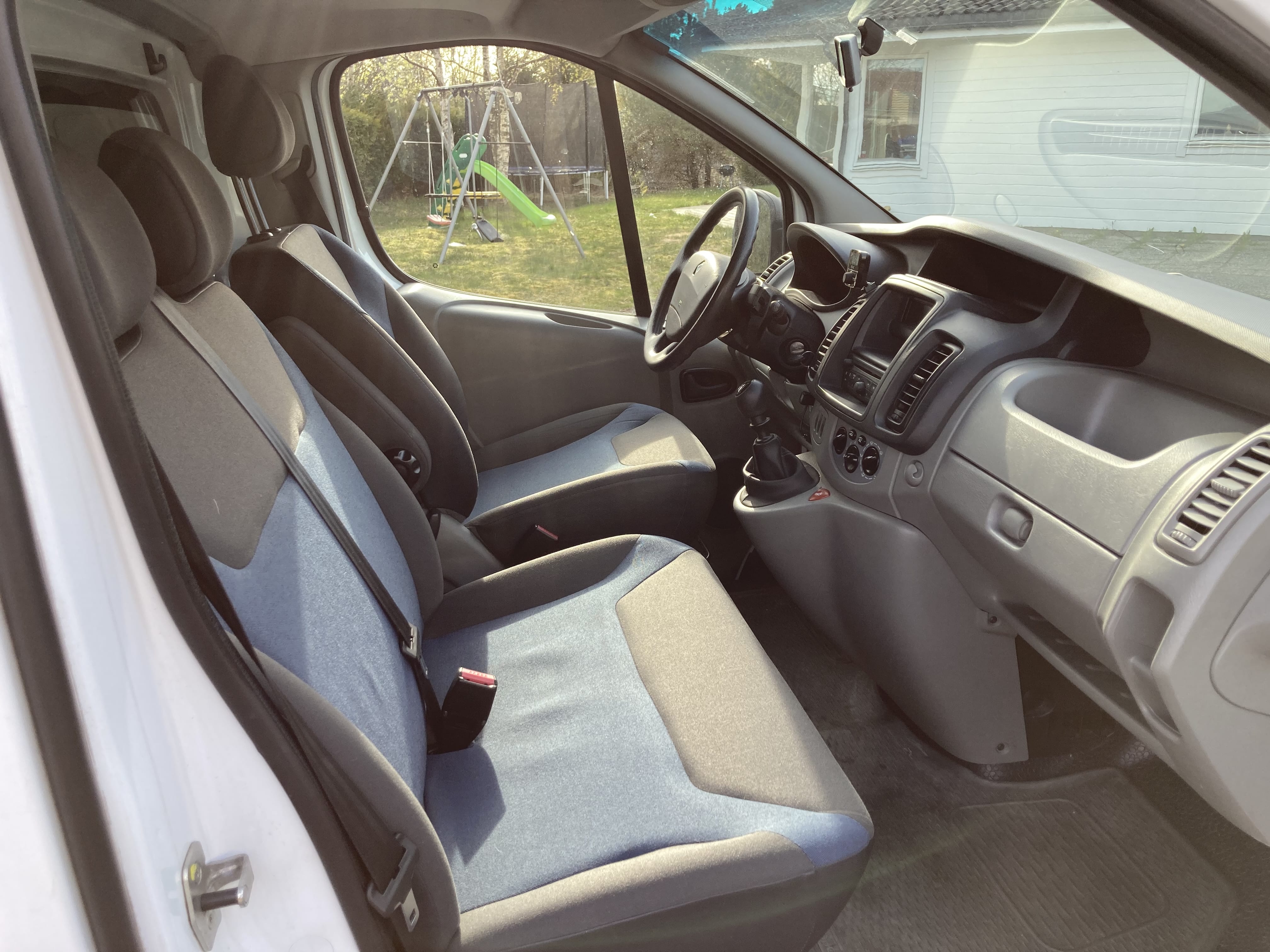 Renault Trafic Diesel - Stort lasterom - sommerdekk