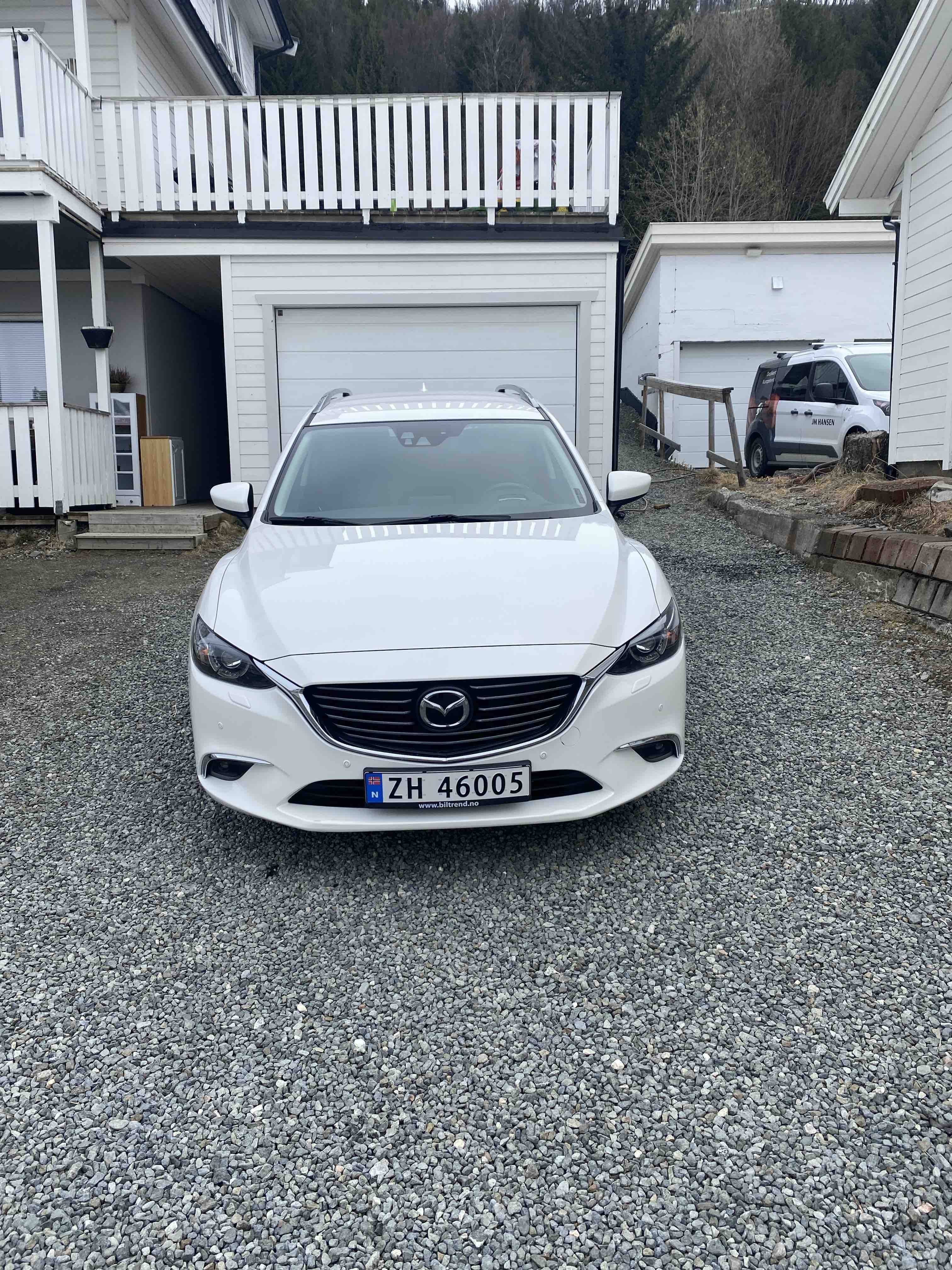 Mazda 6 2.2 diesel, 175HK, stasjonsvogn met Airco