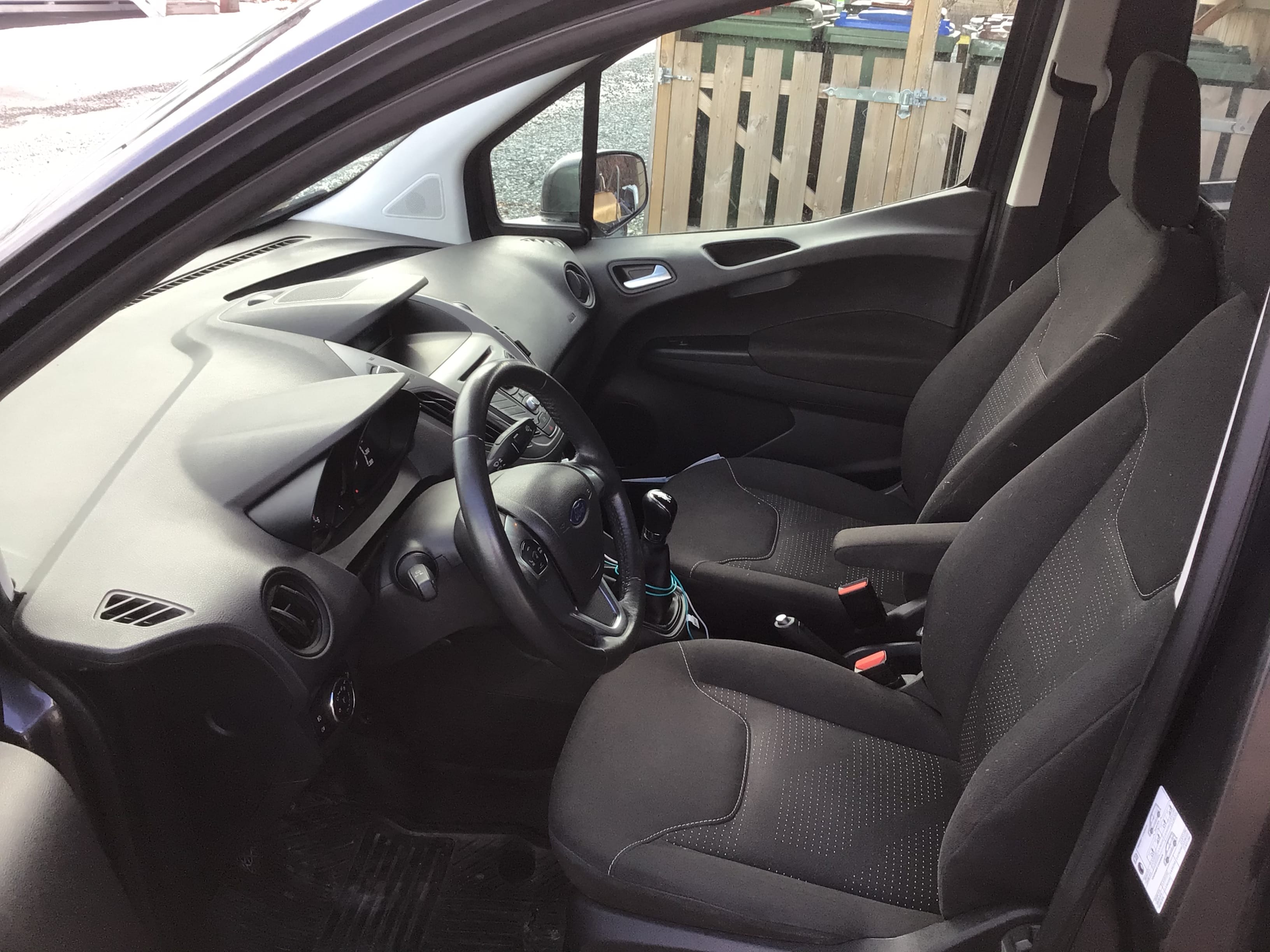Ford Transit Courier Varebil