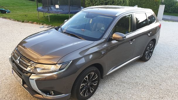 Mitsubishi Outlander med Sykkelstativ