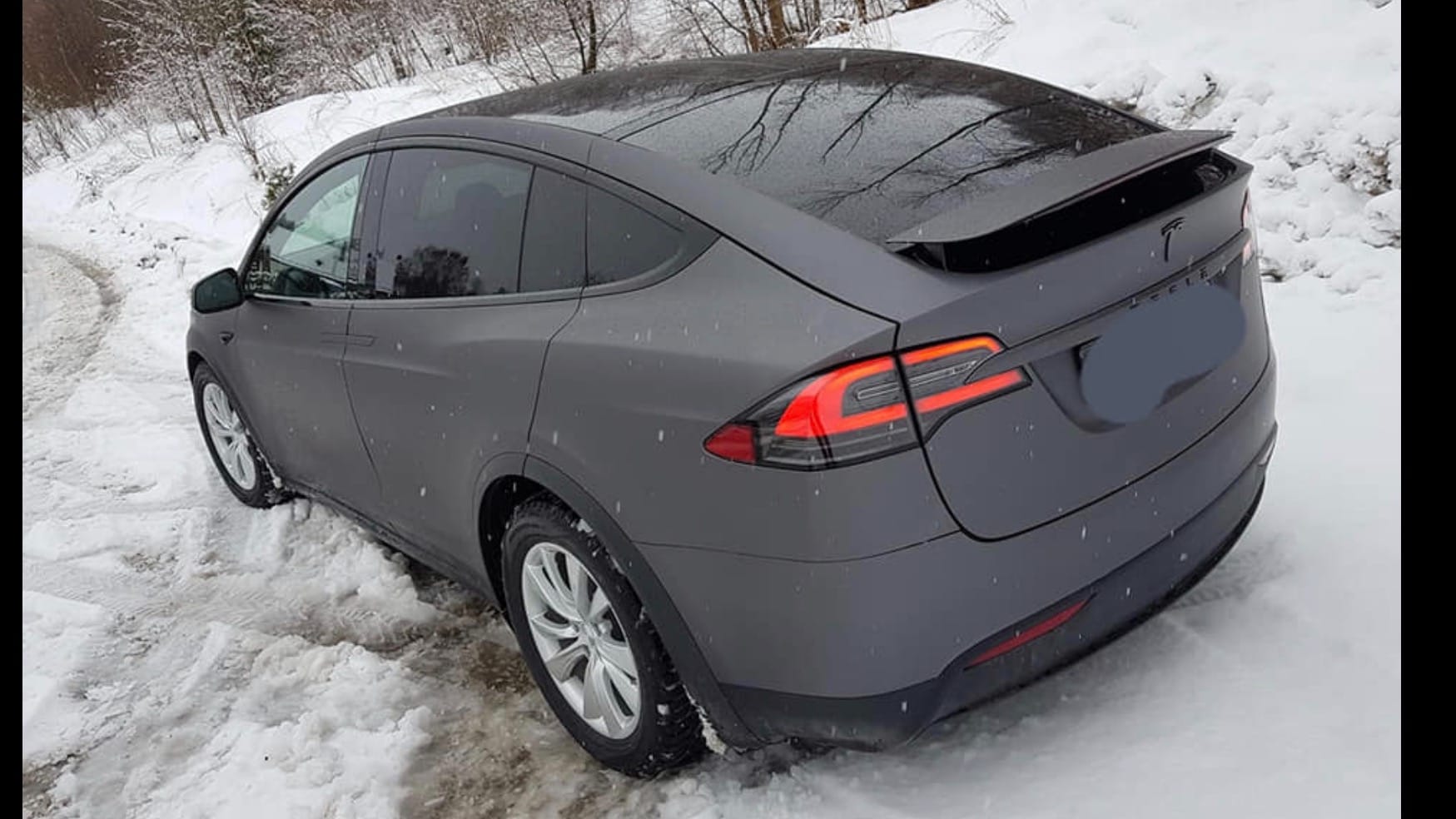 Tesla Model X med Tilhengerfeste