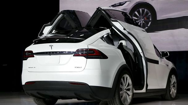 Tesla Model X med Vinterdekk