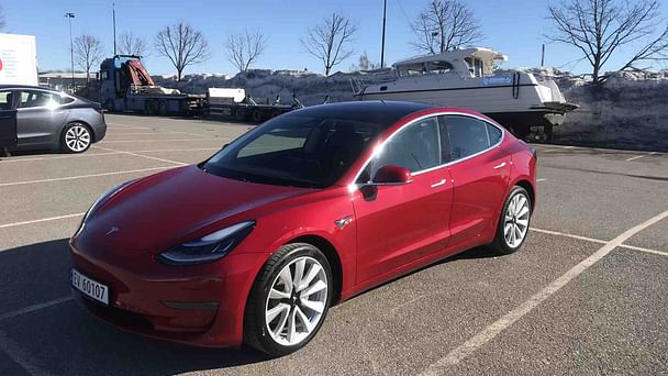 Tesla Model 3, 2019, Elektrisk, automatisk