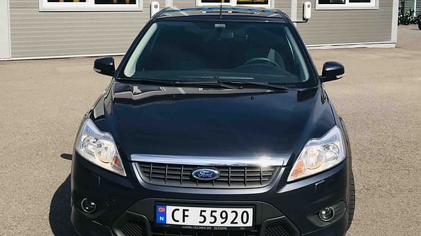 Ford Focus Business med Vinterdekk