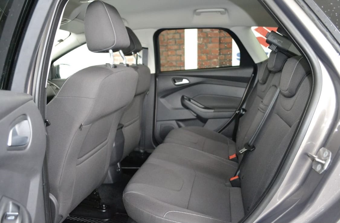 Ford Focus SW med Lydinngang