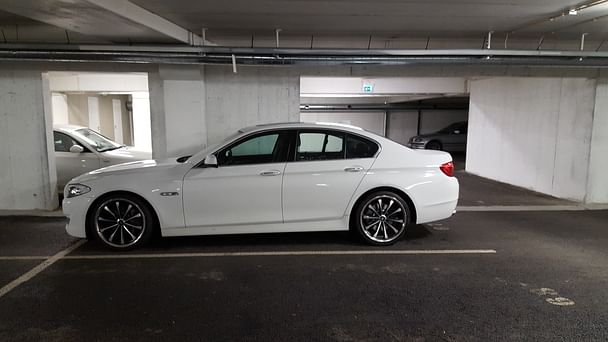BMW Série 5 med GPS
