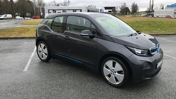 BMW i3 med Vinterdekk
