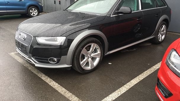 Audi A4 Allroad Quattro med Vinterdekk